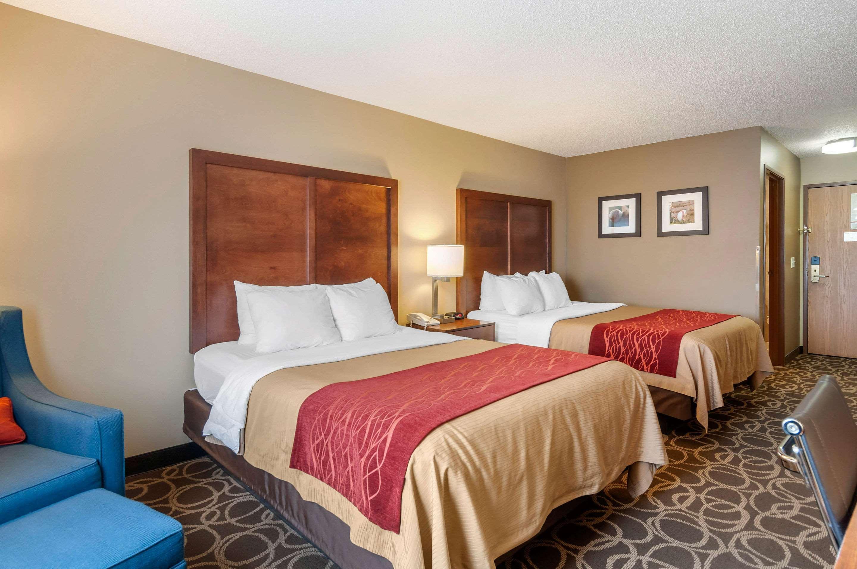 Comfort Inn Dyersville Near The Field Of Dreams Esterno foto